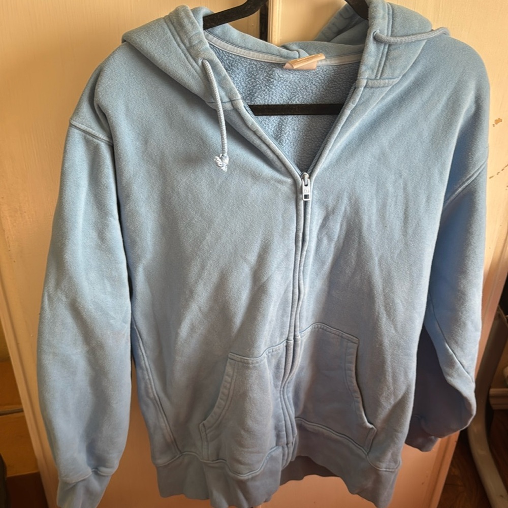 Aritzia sweater